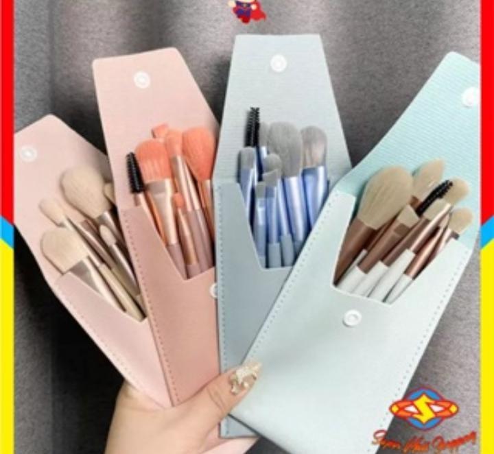 8 Pcs Makeup Brushes Set With Leather Puch