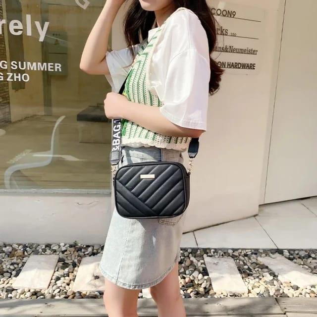Stylish Girl's Crossbody Bag